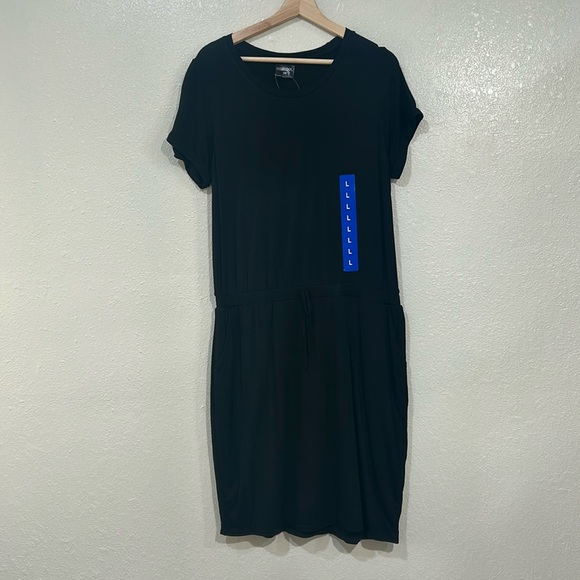 32 DEGREE WOMENS SOFT LUX BLACK DRESS Sz LARGE NEW - Picture 1 of 9